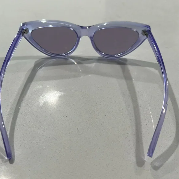 Foster Grant Lilac Cat Eye Sunglasses - Picture 6 of 7